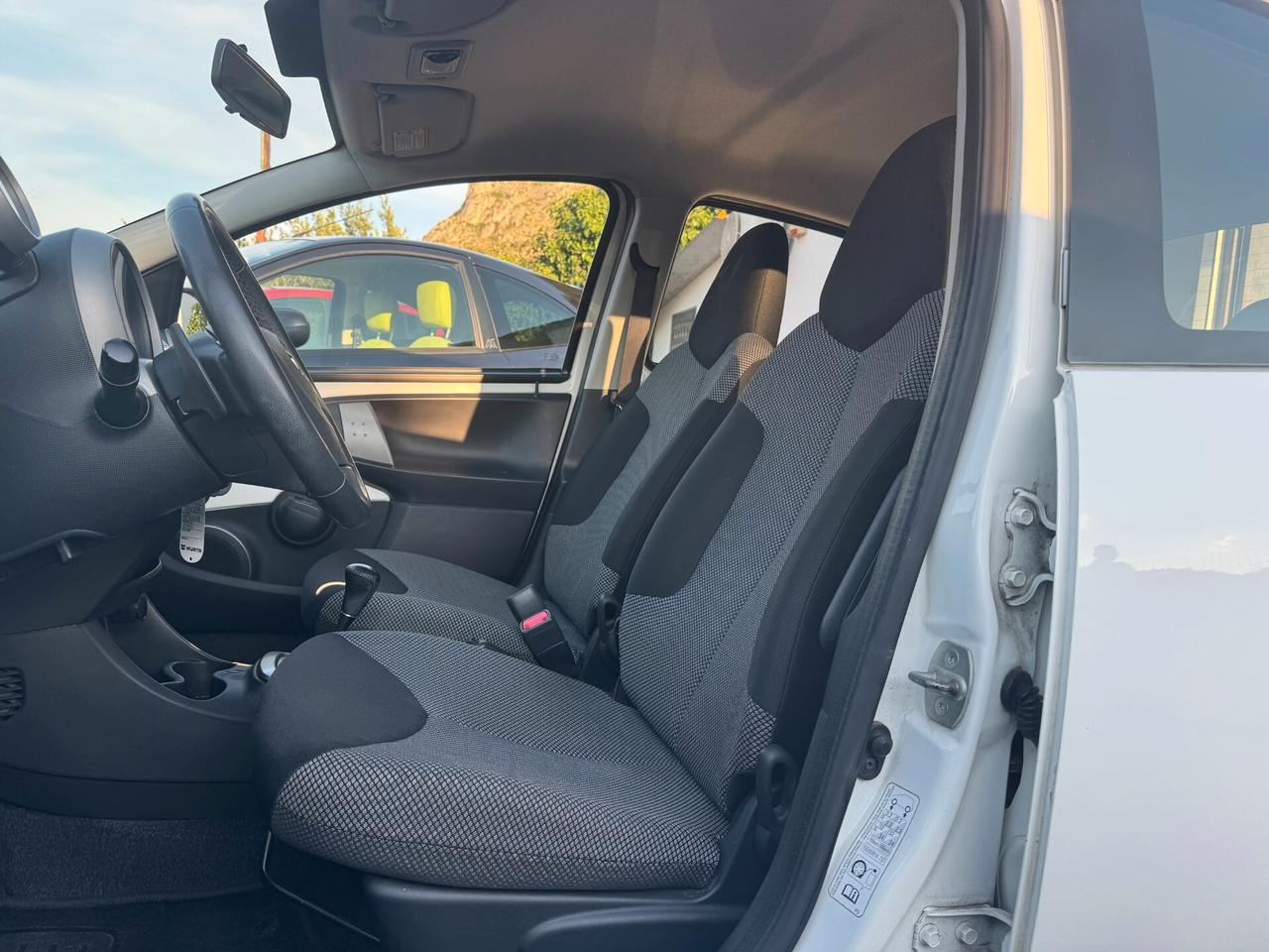 Toyota Aygo 1.0 12V VVT-i 5 porte Lounge Connect