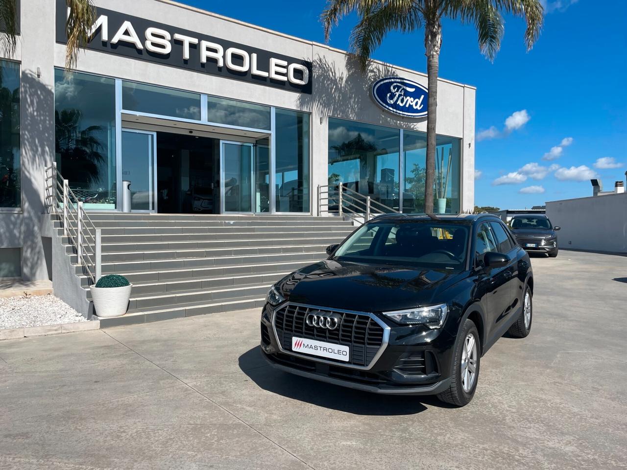 Audi Q3 35 TDI S tronic Business
