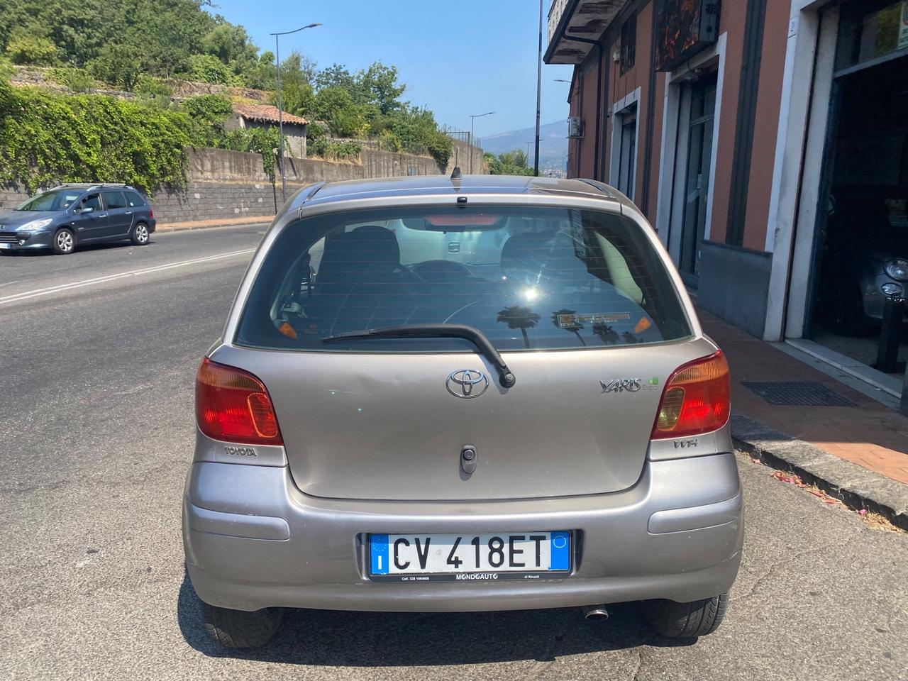 Toyota Yaris 1.0i 16V cat 3 porte Sol