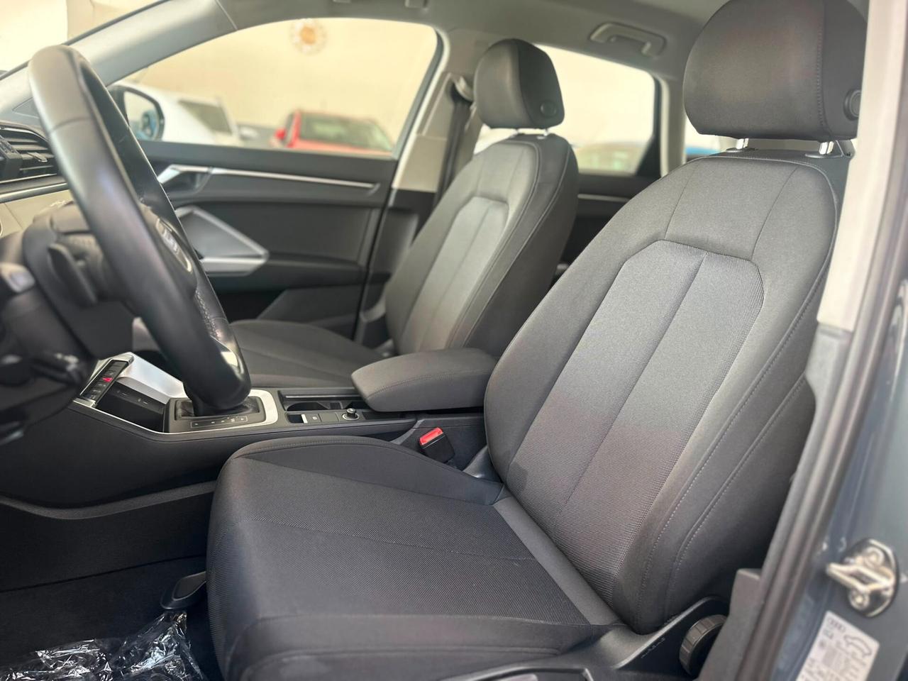 Audi Q3 35 TDI S tronic Business Advanced