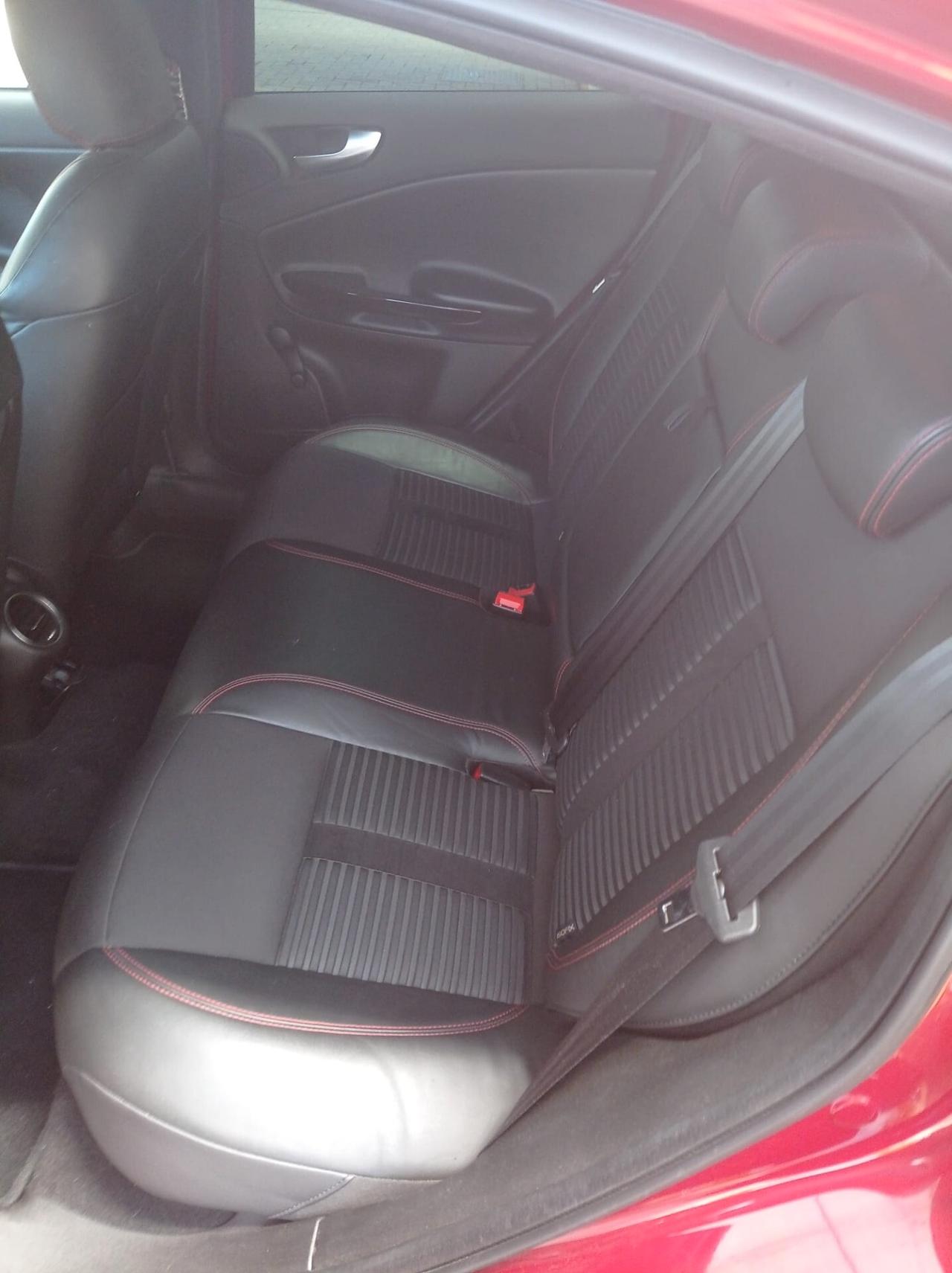 Alfa Romeo Giulietta 1.4 Turbo MultiAir TCT Distinctive