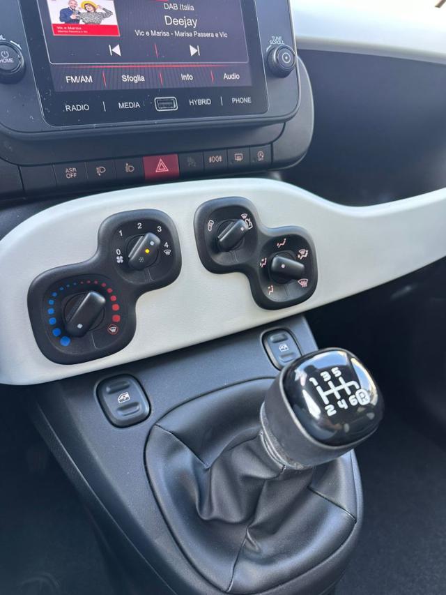 FIAT Panda 1.0 FireFly S&S Hybrid Pandina Cross