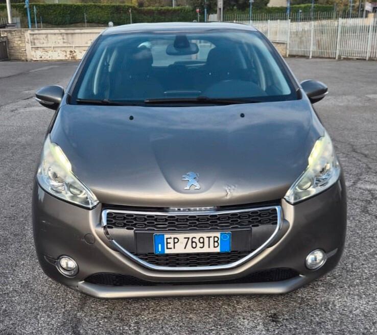 Peugeot 208 1.2 VTi 82 CV 5 porte Allure