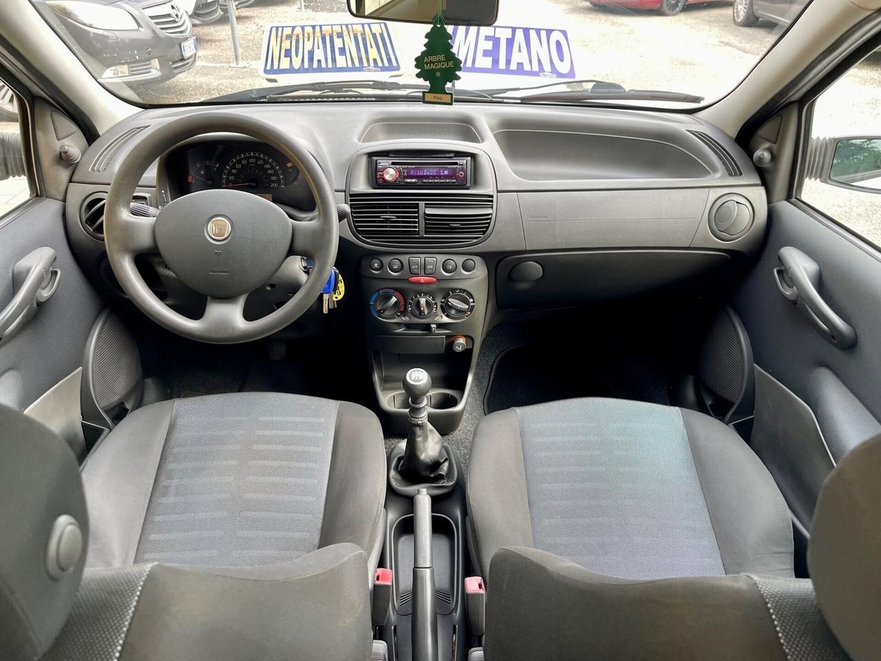 Fiat Punto 1.2 44kw OK NEOPATENTATI UNIPROP