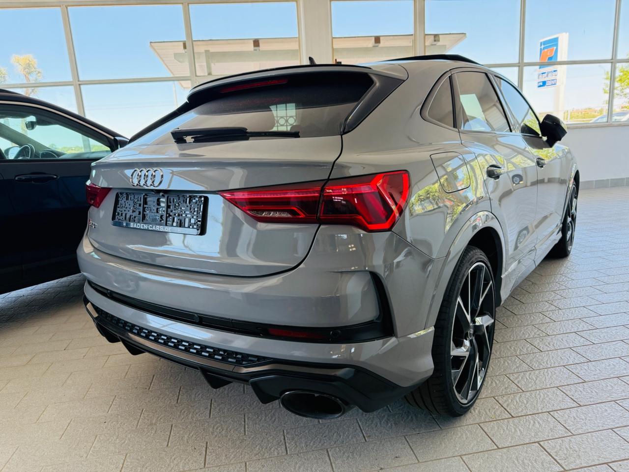 Audi Q3 RS Q3 SPB quattro S tronic*EXPORT*
