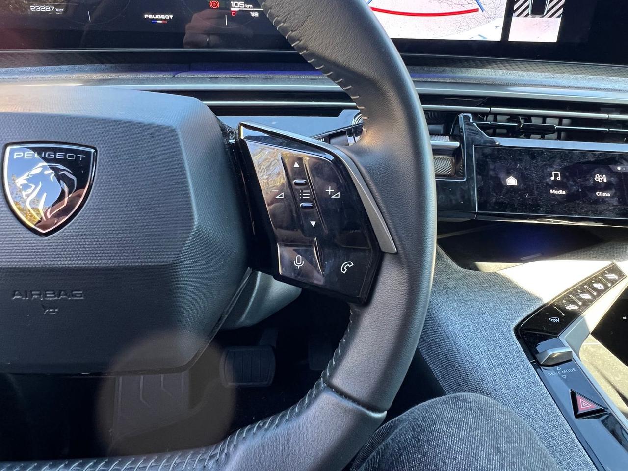 Peugeot 3008 Allure 1.2 136/145 MHEV #7449