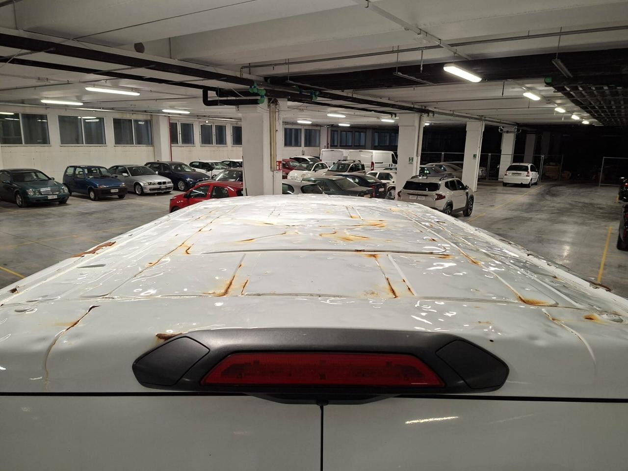 Ford Transit 350 2.0 TDCi EcoBlue Trend L2H2 Automatico