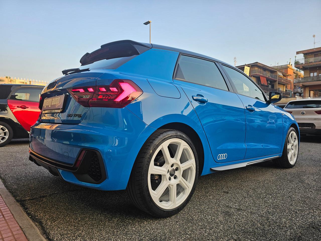 Audi A1 SPB 30 TFSI S tronic S line 18' NAV TAGL UFF CARVERTICAL
