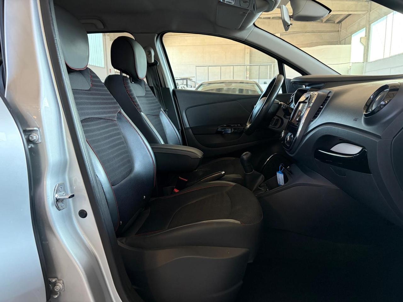 Renault Captur dCi 8V 90 CV EDC Start&Stop Energy Intens