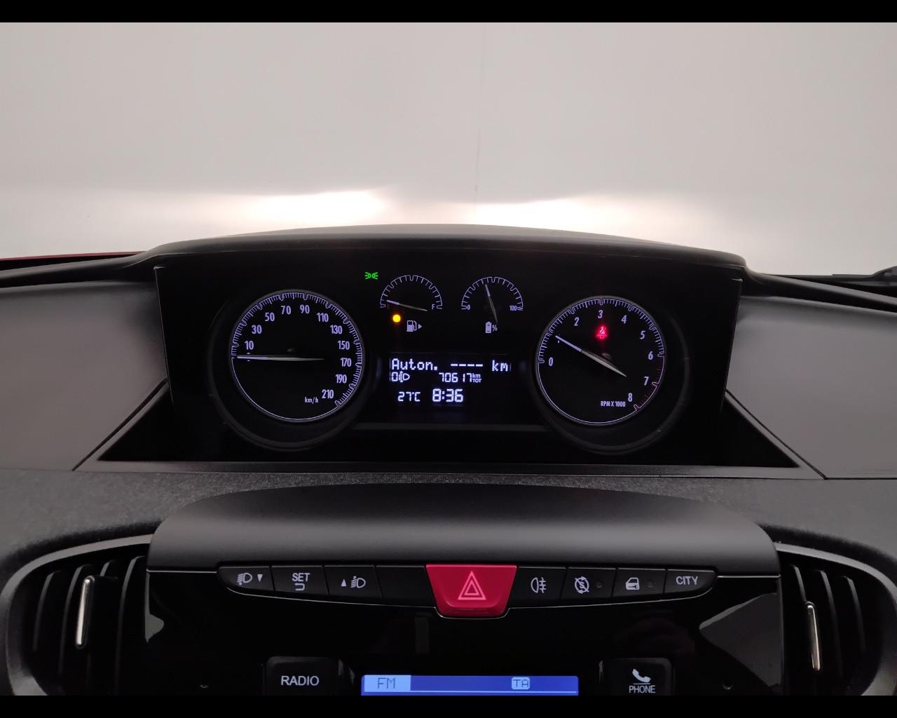 LANCIA Ypsilon III 2015 - Ypsilon 1.0 firefly hybrid Silver s&s 70cv