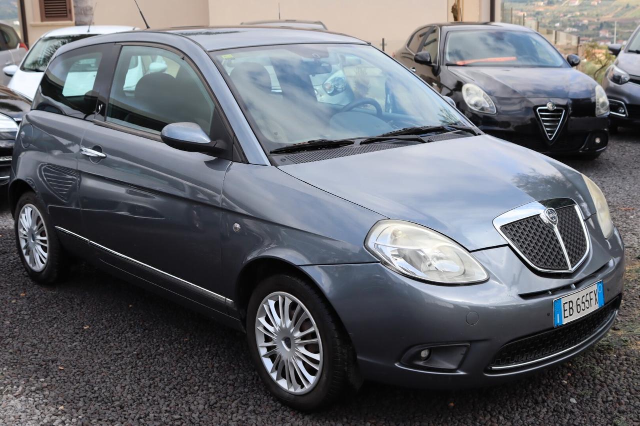 Lancia Ypsilon 1.2 Argento