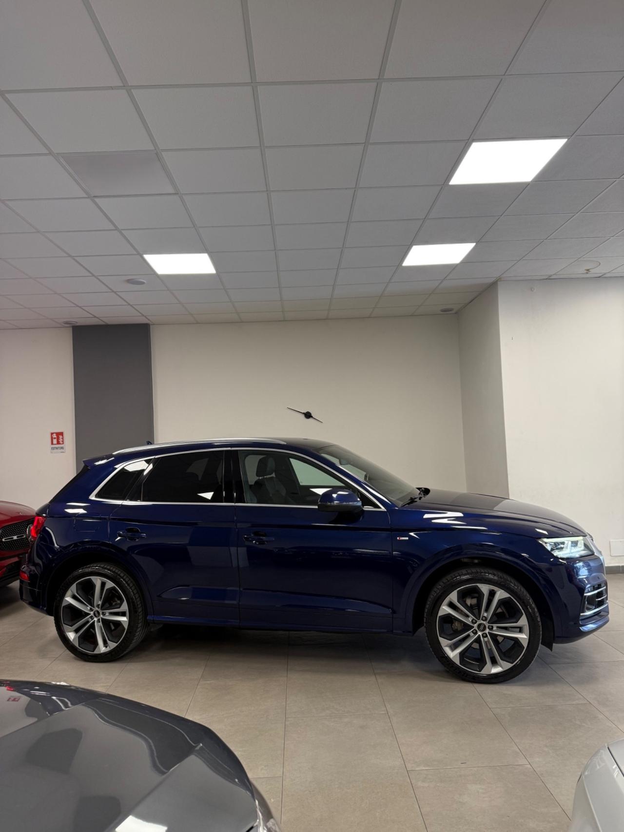 Audi Q5 40 TDI quattro S tronic line plus