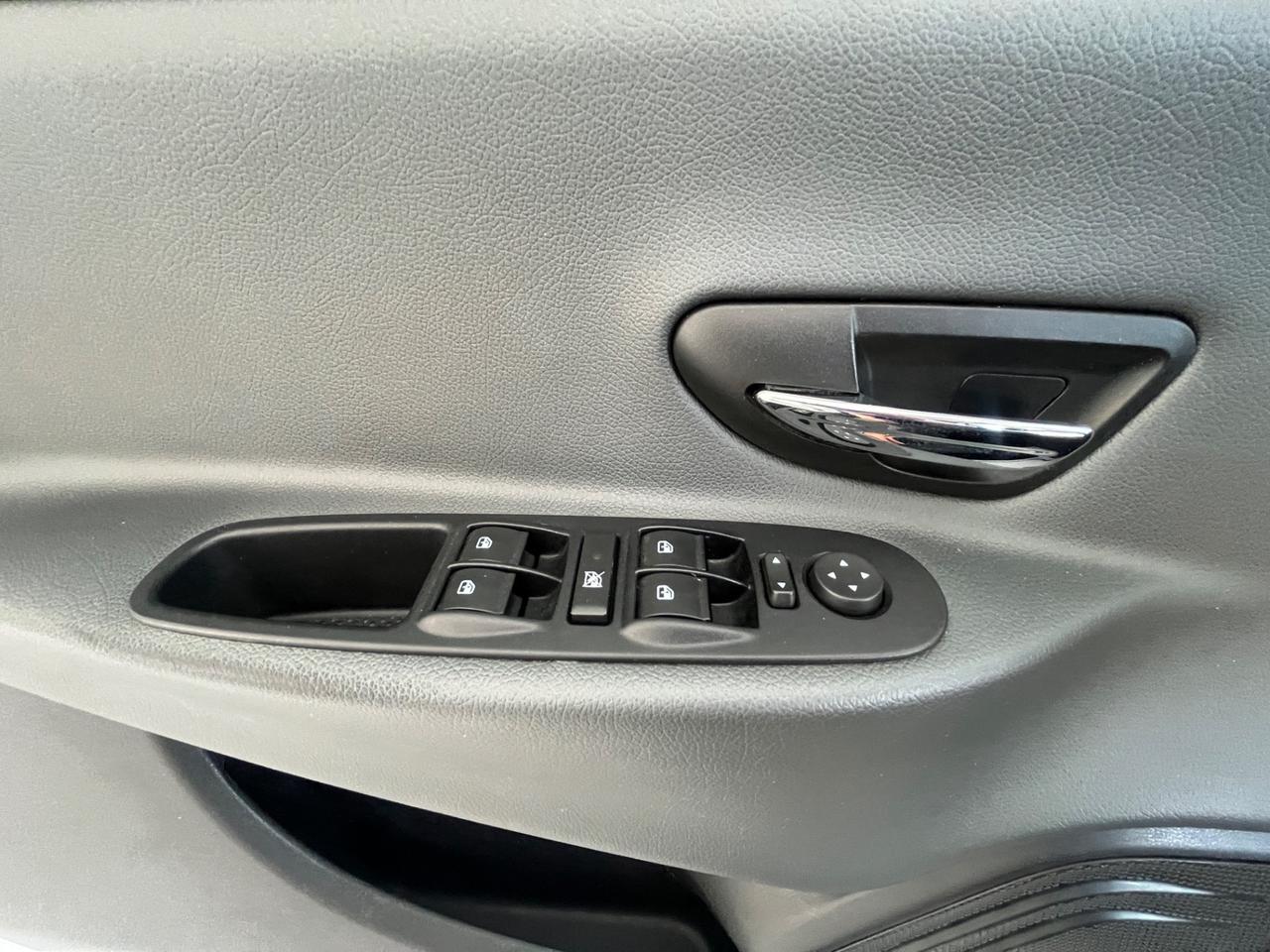 Lancia Ypsilon 1.2 69 CV 5 porte KM 104000