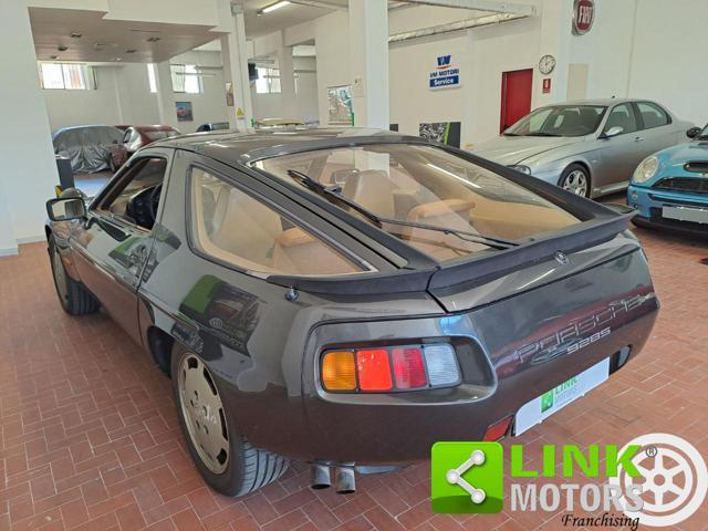 PORSCHE 928 S