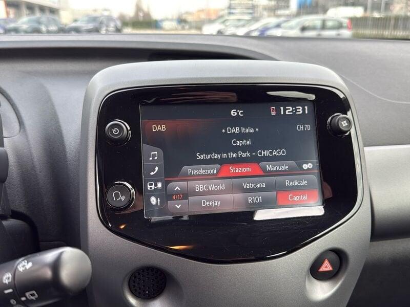 Toyota Aygo Aygo Connect 1.0 VVT-i 72 CV 5 porte x-fun