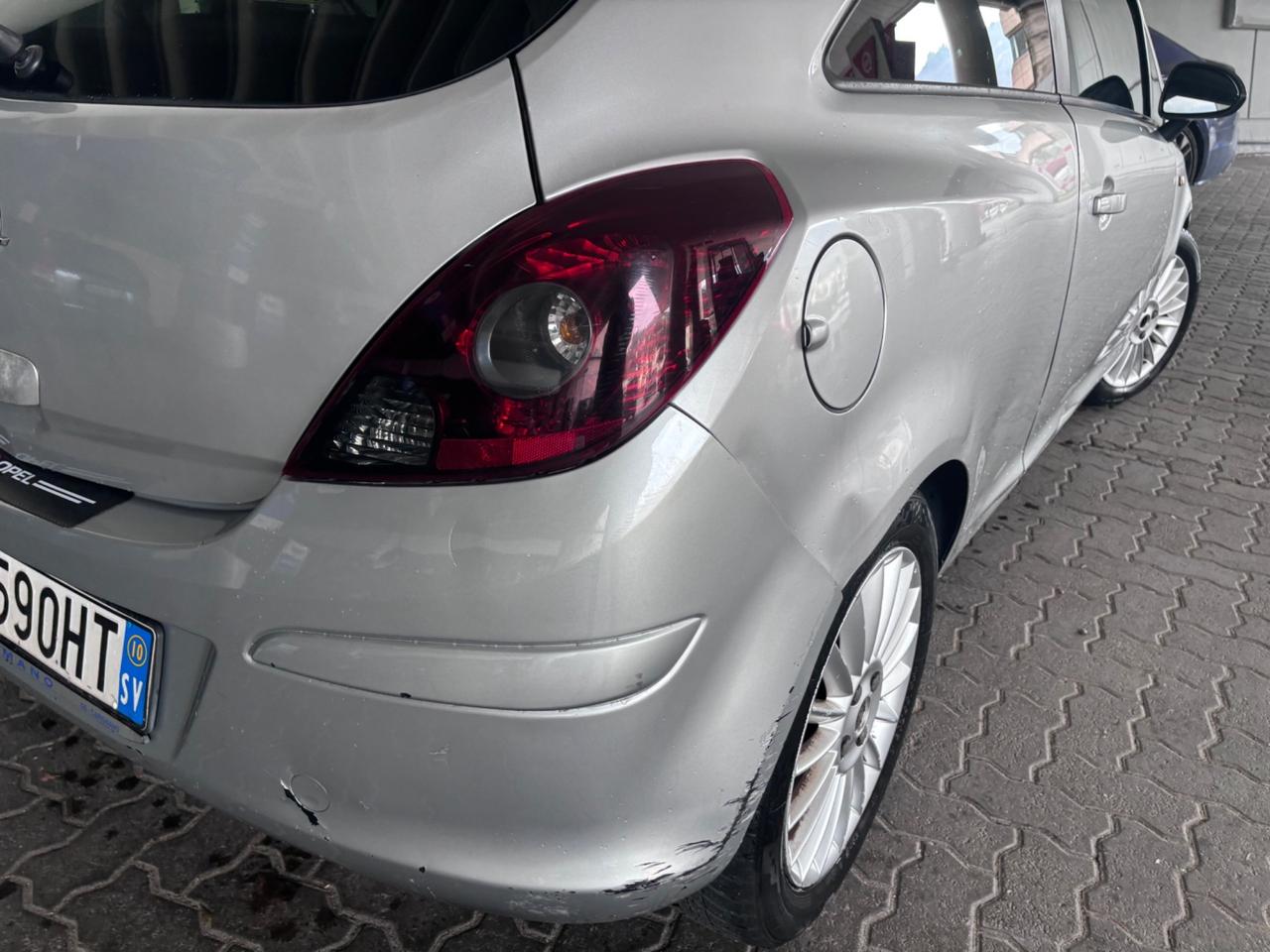Opel Corsa 1.4 16V 3 porte Sport EURO 5