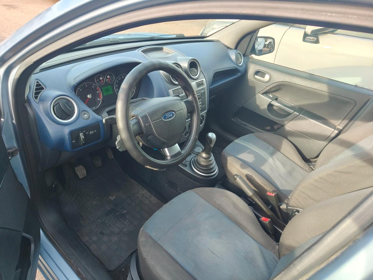 Ford Fiesta 1.4 TDCi 5p. Titanium