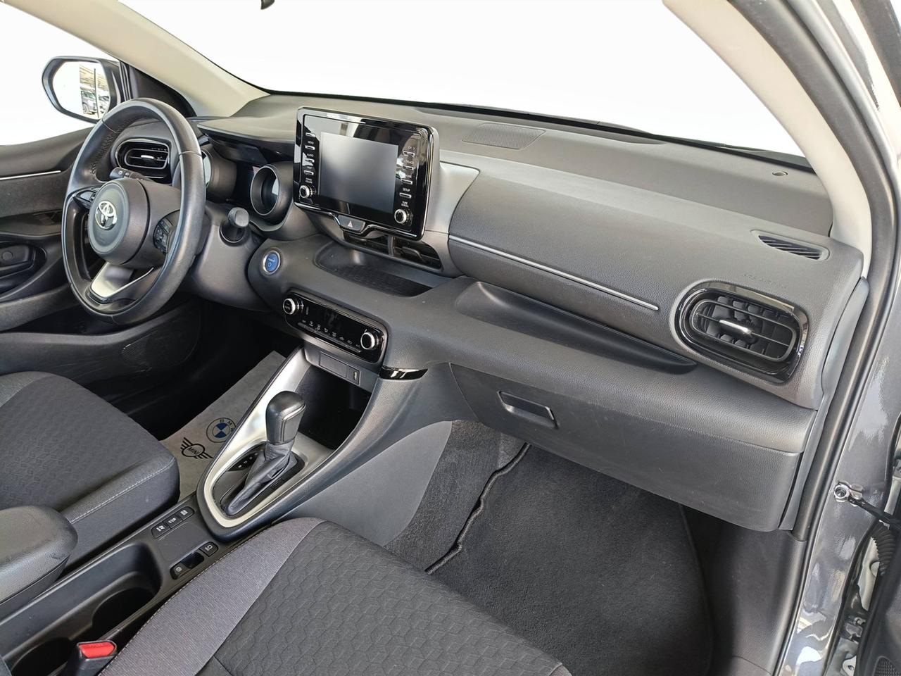 TOYOTA Yaris - NG '20