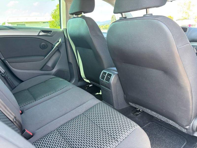 Volkswagen Golf NEOP. 1.6 Diesel 105cv