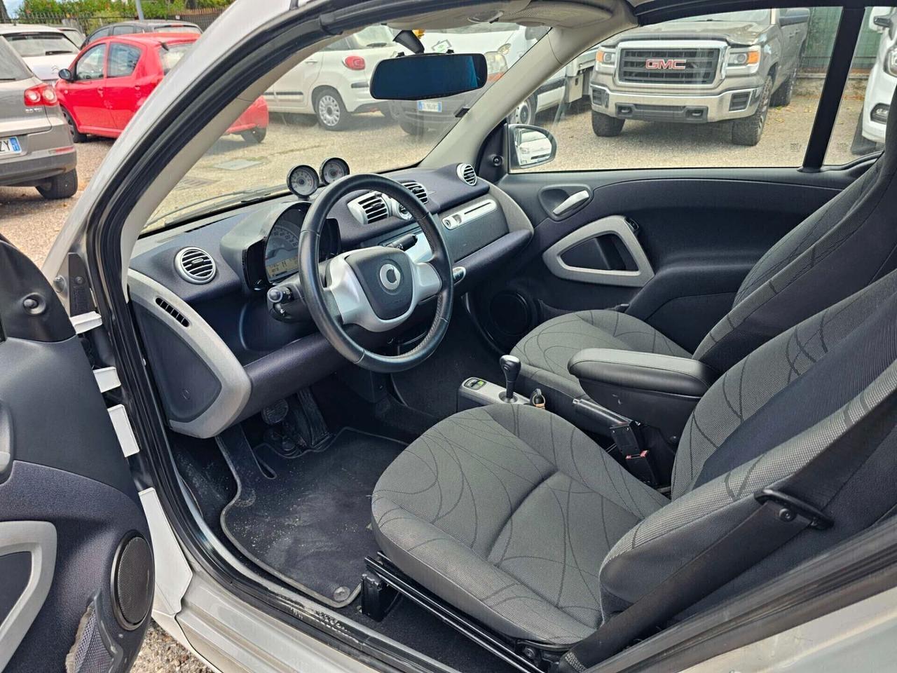 Smart ForTwo 1000 52 kW MHD cabrio passion