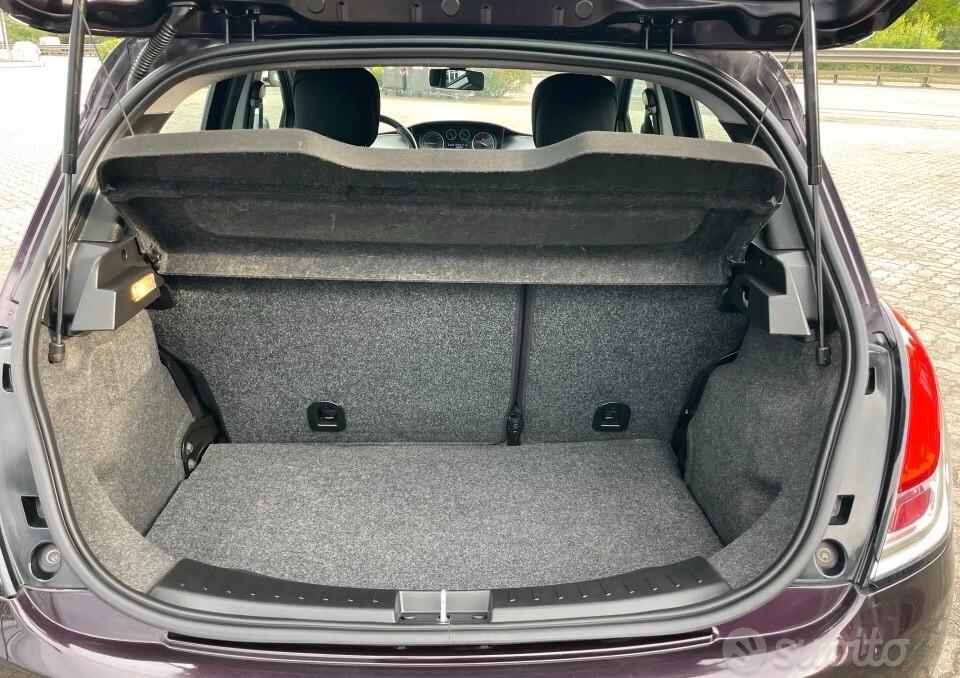 Lancia Ypsilon 1.2 GPL Casa Madre scad.2033 Block Shafe