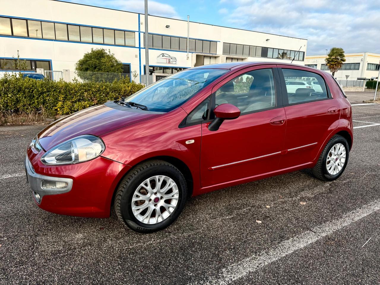 FIAT PUNTO EVO 1.4 GPL FINO 2030 NEOPATENTATI
