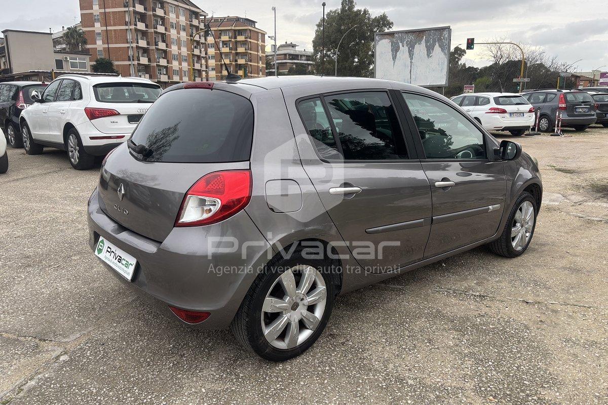 RENAULT Clio 1.2 16V 5 porte Dynamique