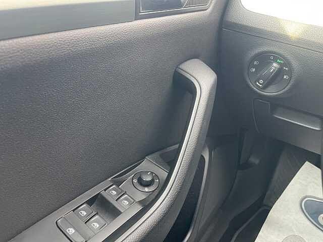 SKODA Superb 2.0 TDI DSG Style