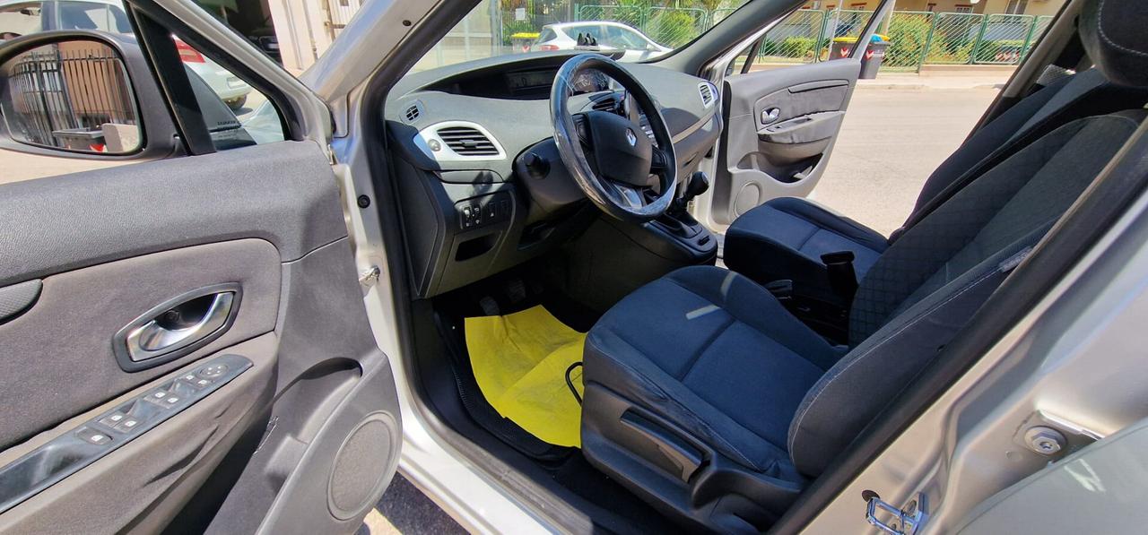 Renault Scénic X-Mod 1.5 dCi 110CV Luxe 2010