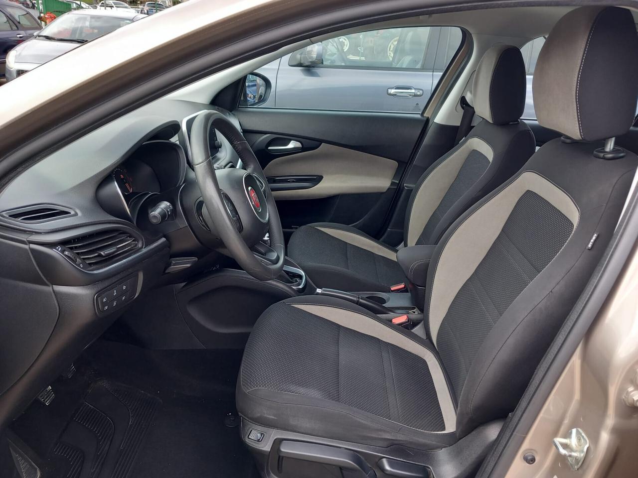 Fiat Tipo 1.6 Mjt S&S 5 porte Lounge