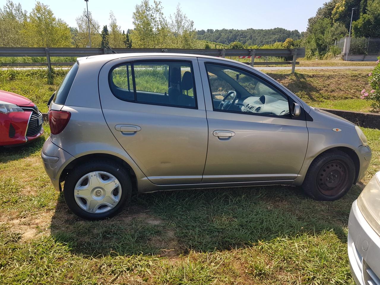 Toyota Yaris 1.4 tdi D-4D cat 5 porte Sol