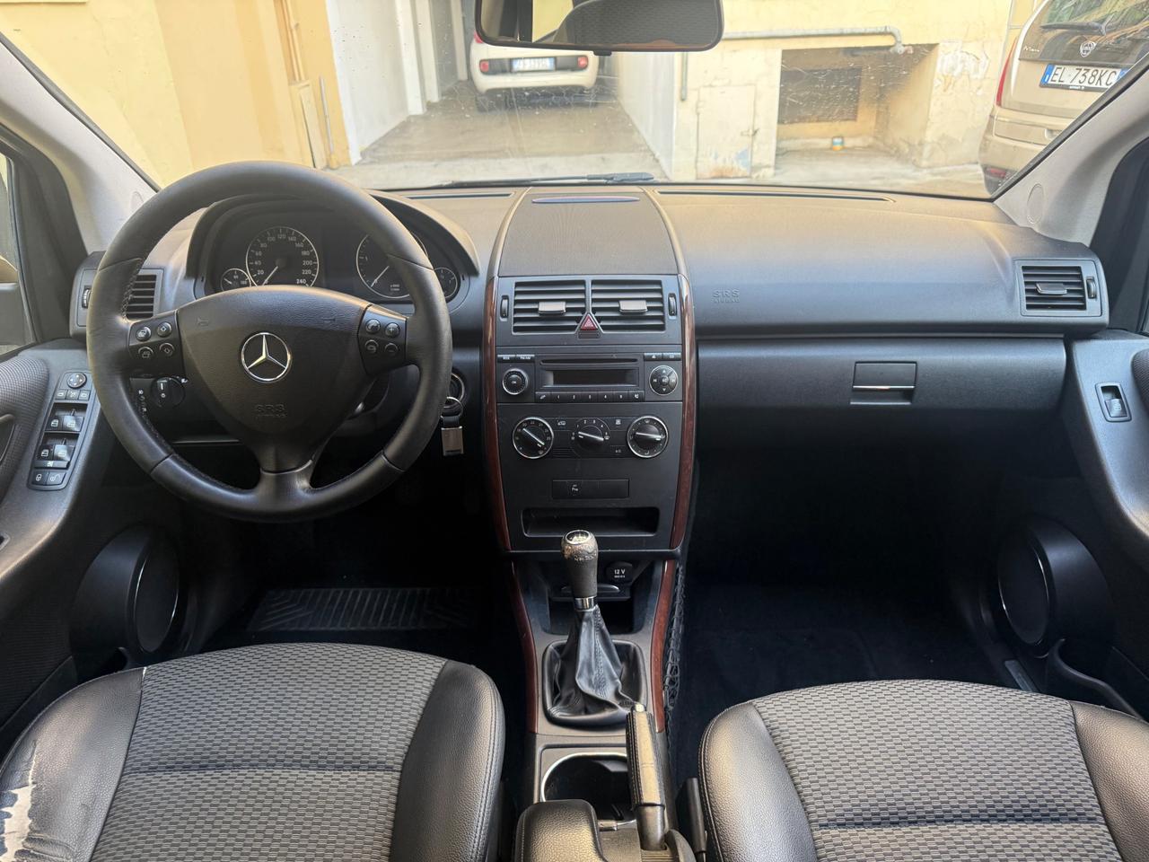 Mercedes Classe A Berlina A 180 cdi Avantgarde edition10