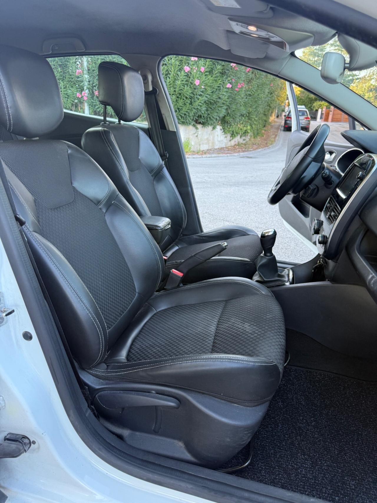 Renault Clio Benzina Euro6B Neopatentati Uniproprietà