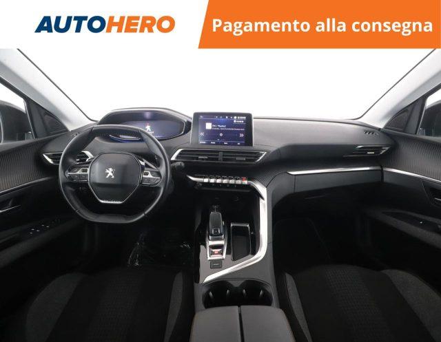 PEUGEOT 3008 BlueHDi 130 S&S Business