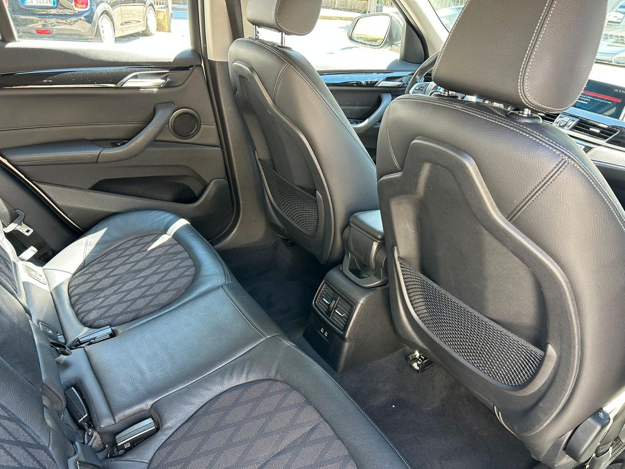 Bmw X1 sDrive18d xLine Plus NAVI PRO