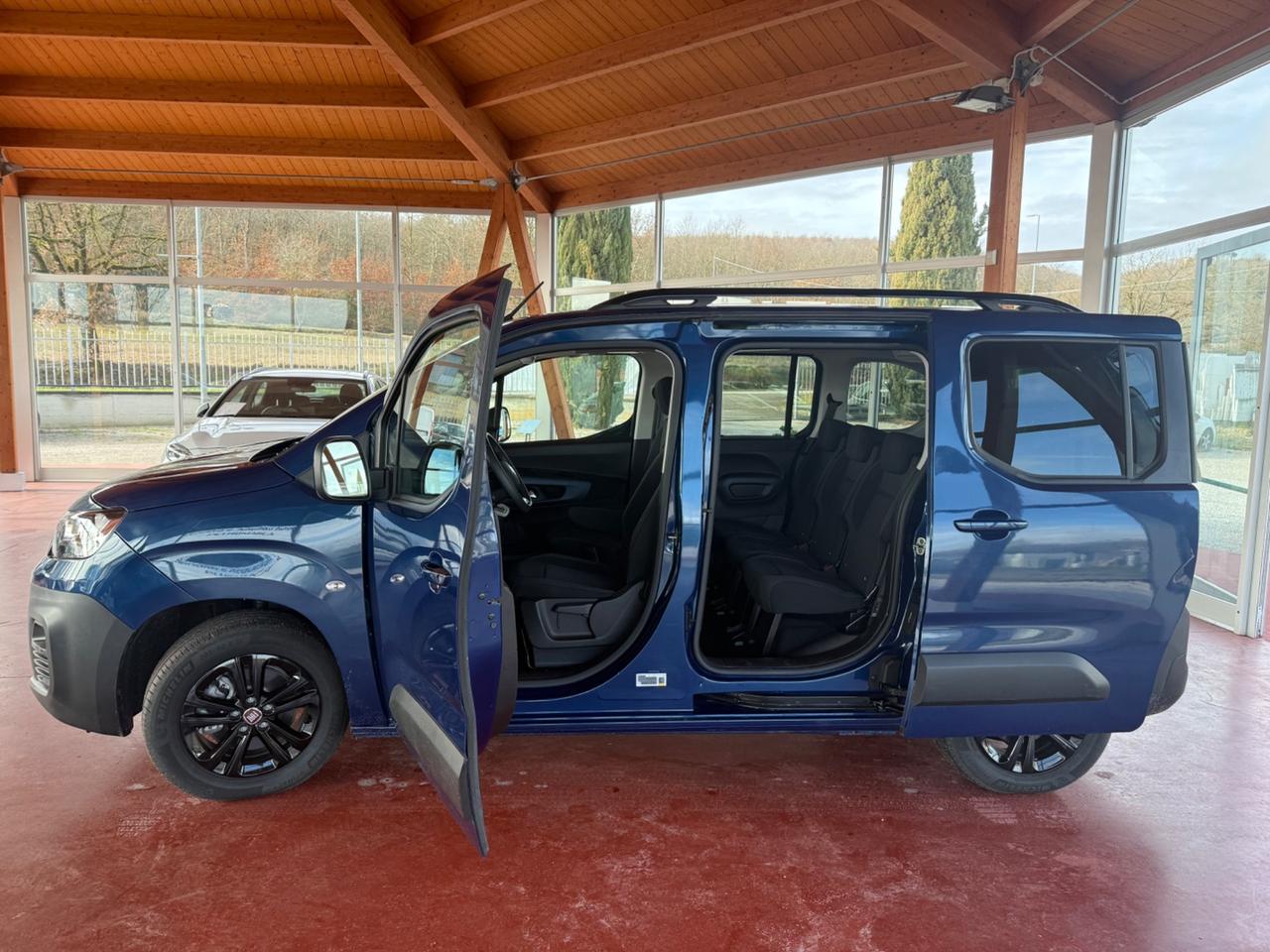 Fiat Doblo e-Doblò 50 kWh Launch Edition