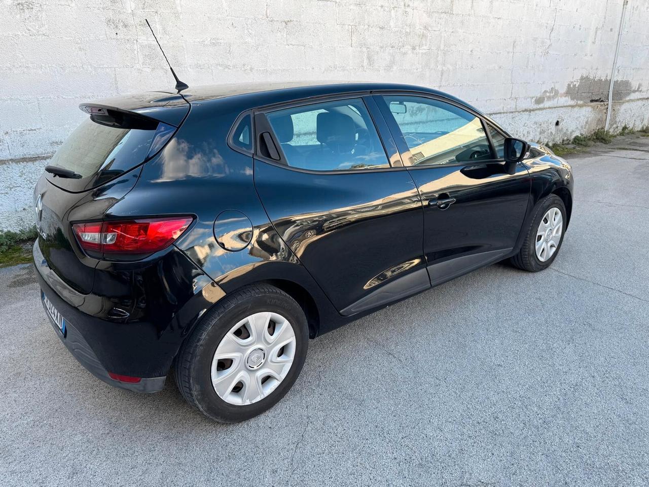 Renault Clio 1.2 75CV GPL 5 porte Wave