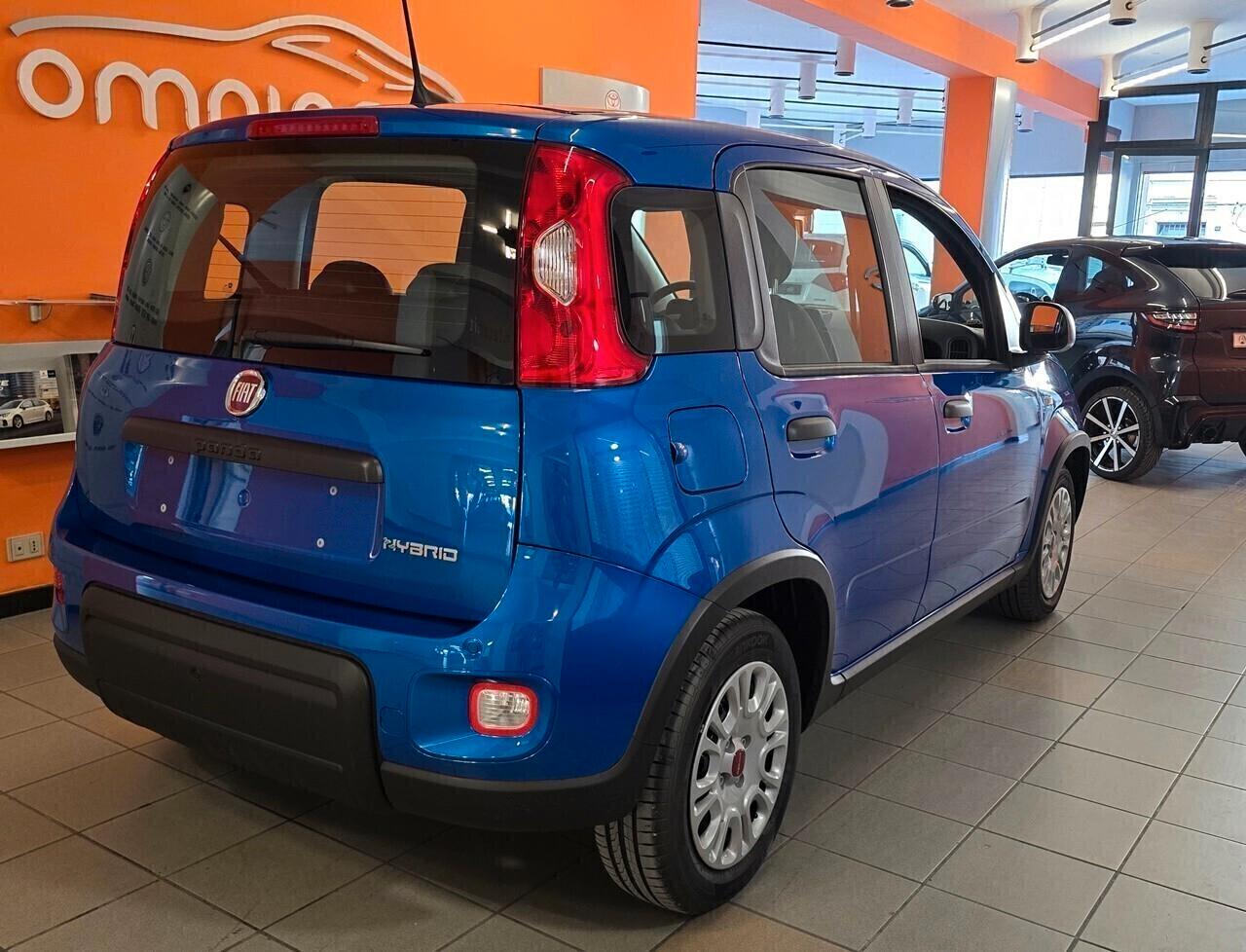 Fiat Panda 1.0 70CV S&S Hybrid Nuova KM ZERO