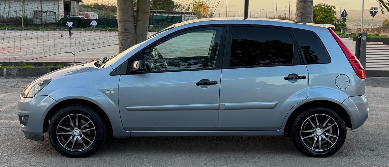 Ford Fiesta 1.4 TDCi TITANIUM