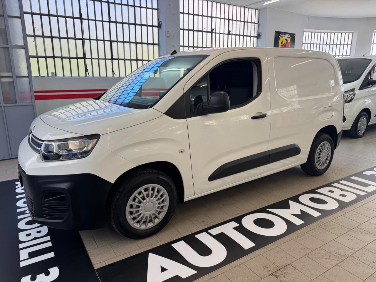Citroen Berlingo BlueHDi 100 S&S Van M Club (1000Kg)