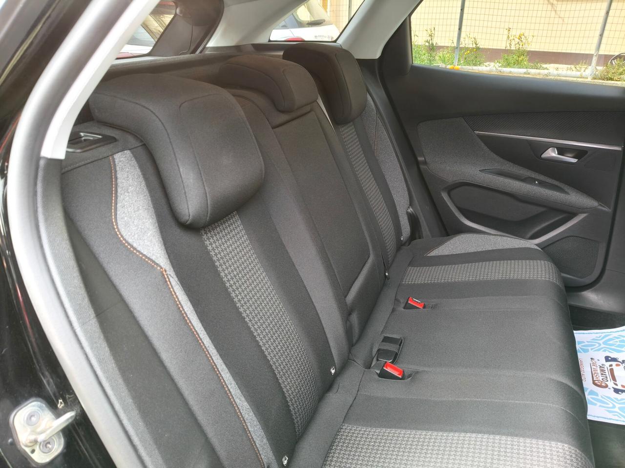 Peugeot 3008 1,5 HDI 130CV FULL OPT 2019