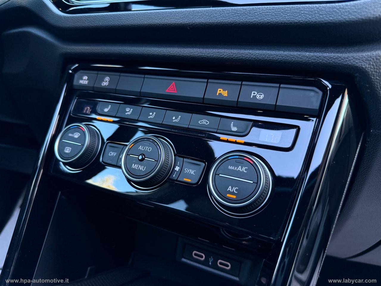 VOLKSWAGEN T-Roc 1.5 TSI 150CV SPORT LED NAVI TETTO RETROCAMERA