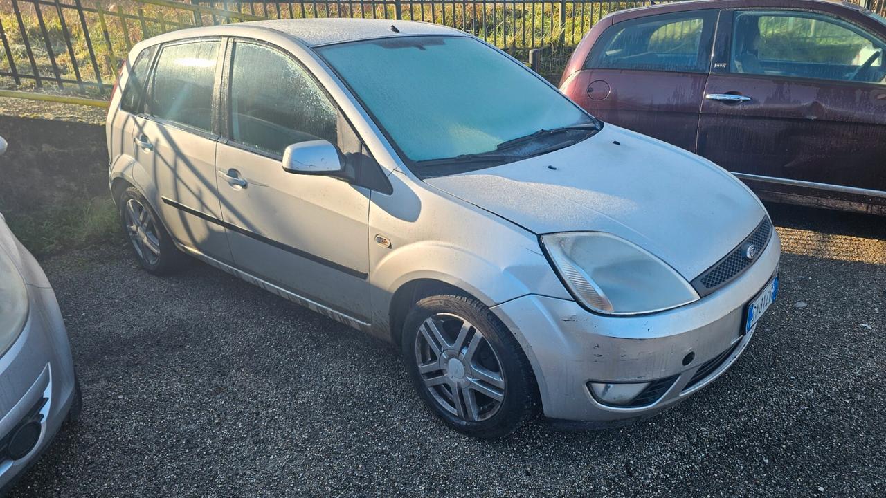 Ford Fiesta 1.4 TDCi 5p. Ghia