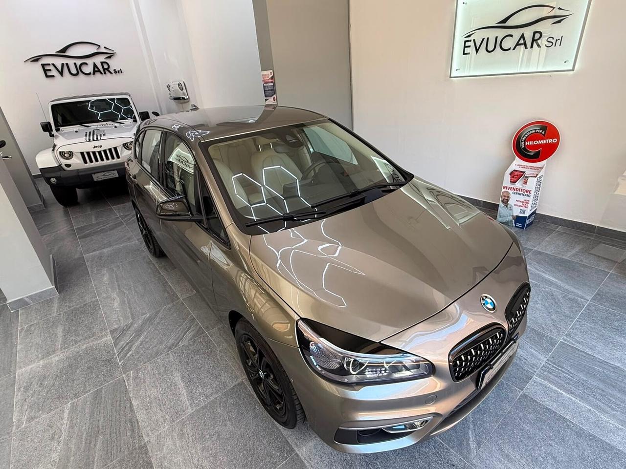 Bmw 2er Active Tourer 218d Luxury