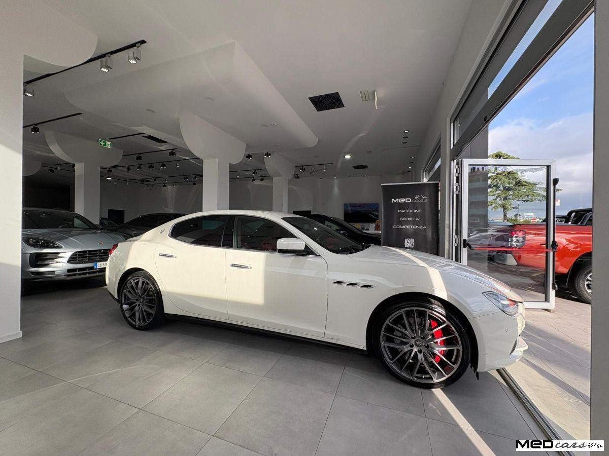 MASERATI - Ghibli - V6 Diesel Gransport