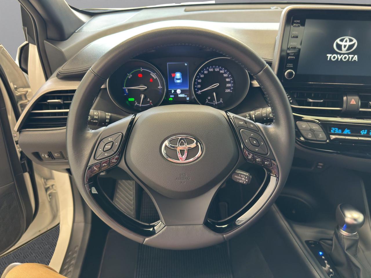 Toyota C-HR 1.8h Business e-cvt