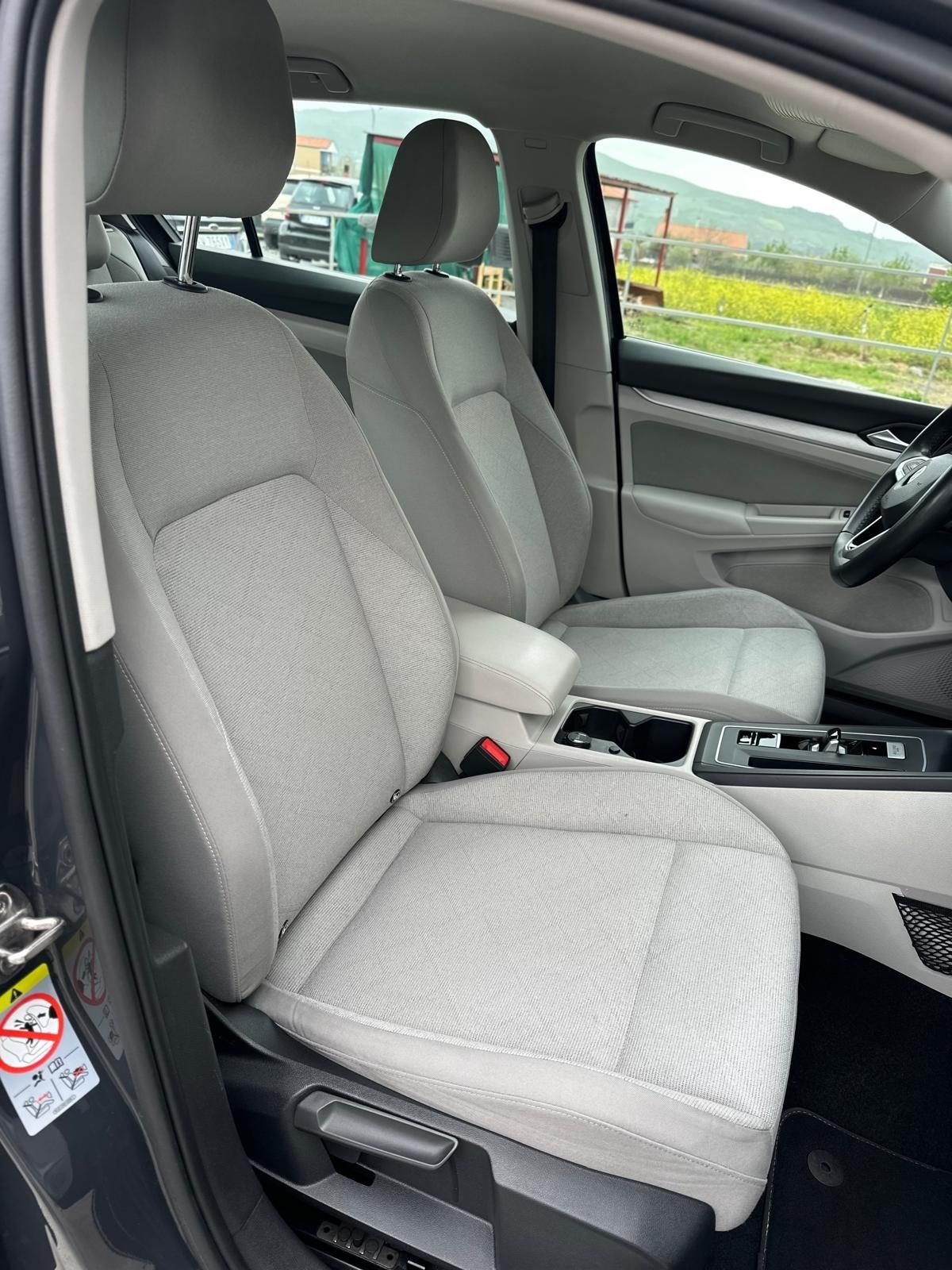 Volkswagen Golf 2.0 TDI DSG SCR Style