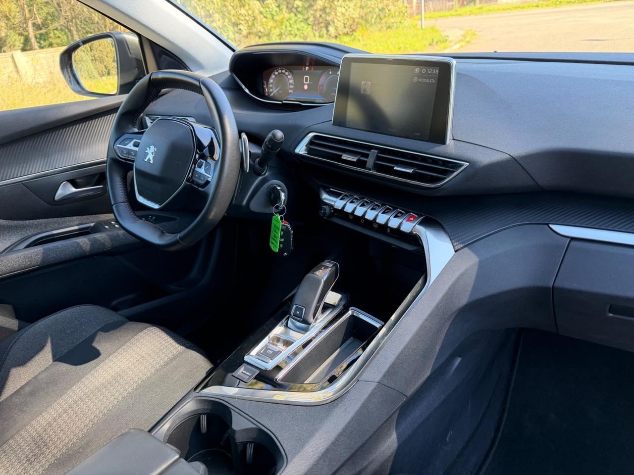 Peugeot 5008 BlueHDi 130 S&S EAT8 Business