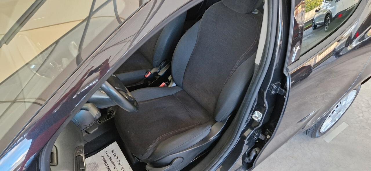 Lancia Ypsilon 1.3 Mjt 95cv 5 porte S&S Platinum