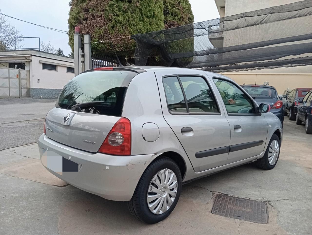 Renault Clio Storia 1.2 5 porte valuto permute